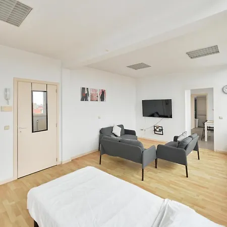 Bolofts Daire Anvers